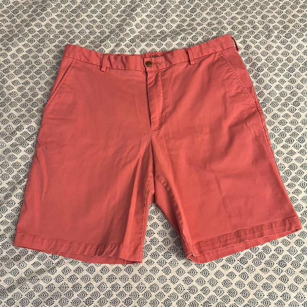 IZOD shorts size 34
